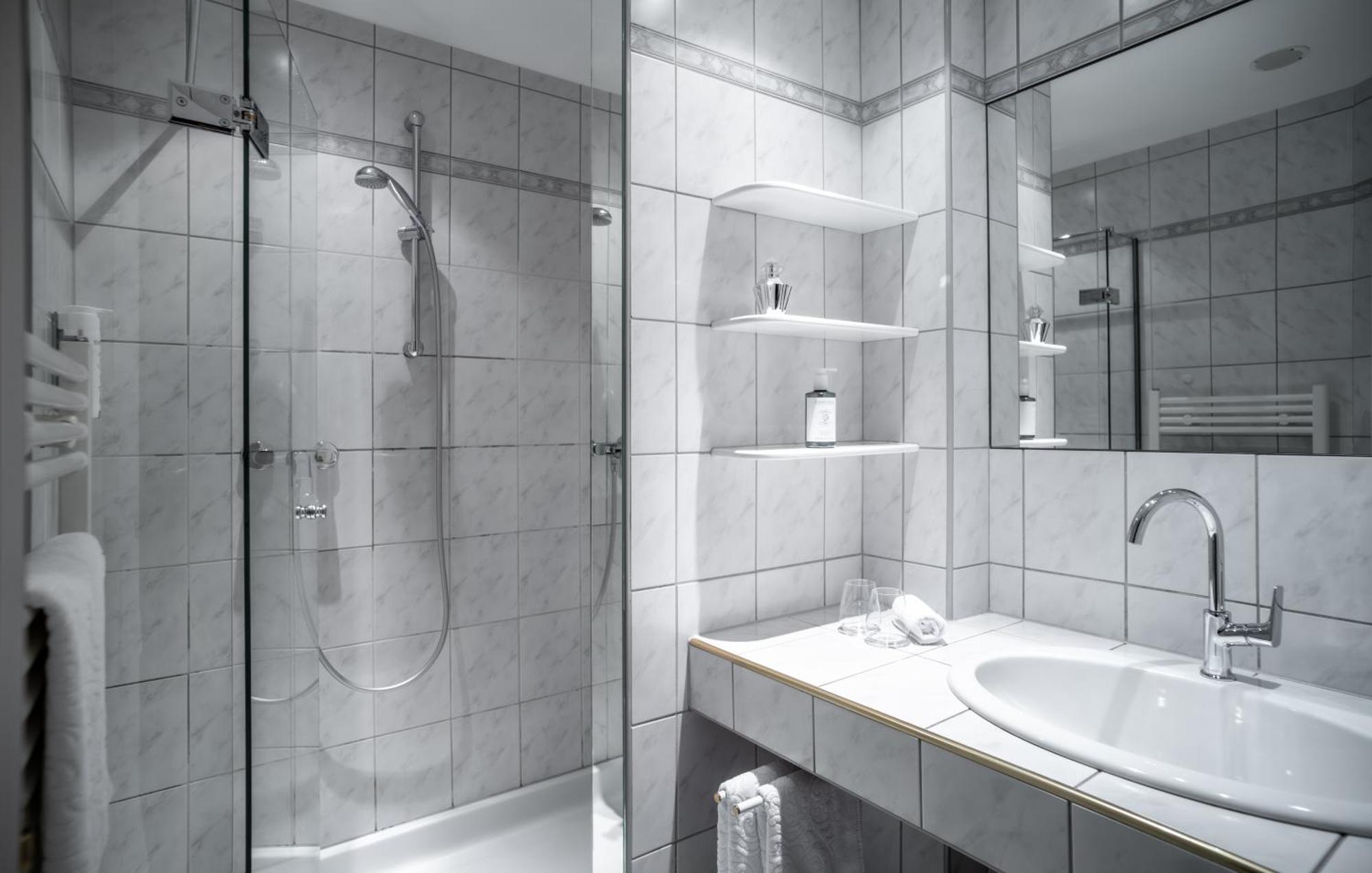 Sonnenhof Appartements แพร์ทีเซา ห้อง รูปภาพ